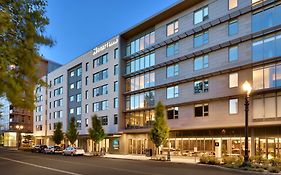 Hyatt House Portland / Downtown